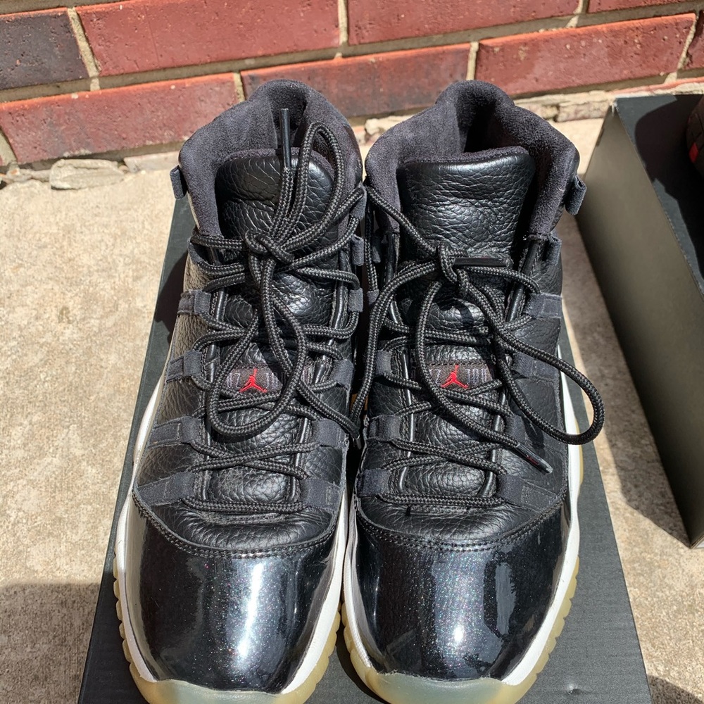 Jordan 11s 72-10 Boys - Picture 3 of 3